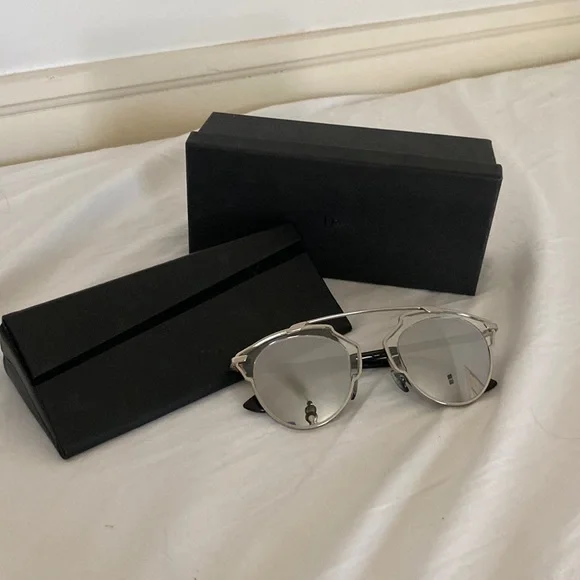 BRAND NEW DIOR SUNGLASSES with the box Dior | Accessories | Brand New Dior Sunglasses Never Worn  main image 4